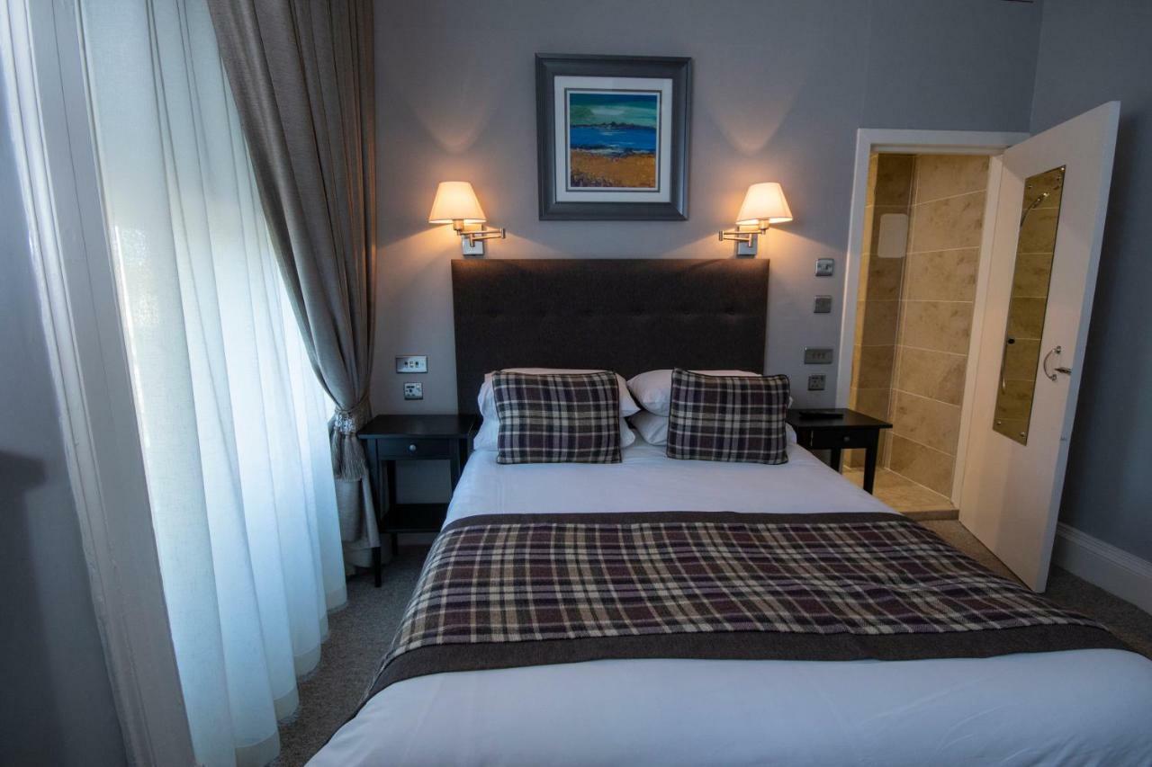 The Georgian Hotel Коутбридж Екстериор снимка