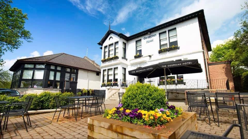 The Georgian Hotel Коутбридж Екстериор снимка